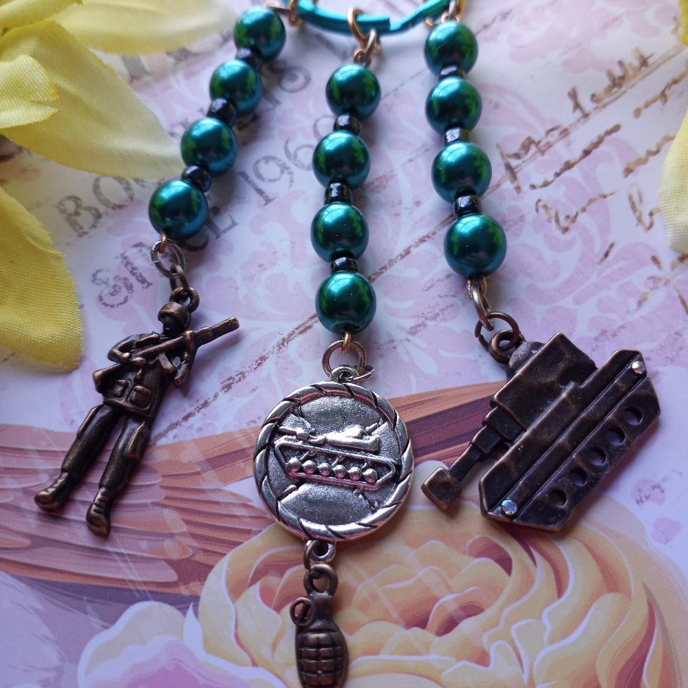 Army themed Keychain - Picture 2 of 7